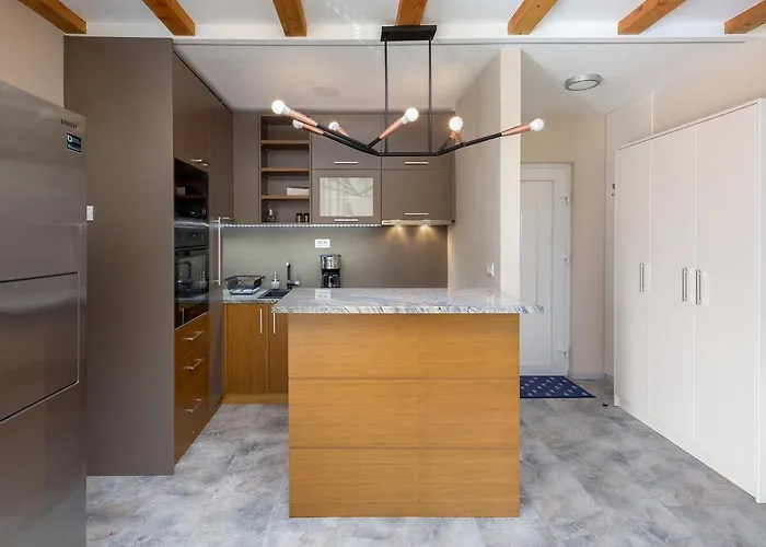 Apartma Tinkara شقة إيزولا